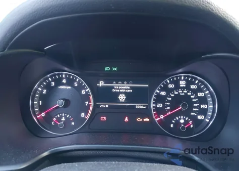 2024 Kia Forte Lxs z USA, uszkodzony, nr VIN 3KPF24AD4RE700394